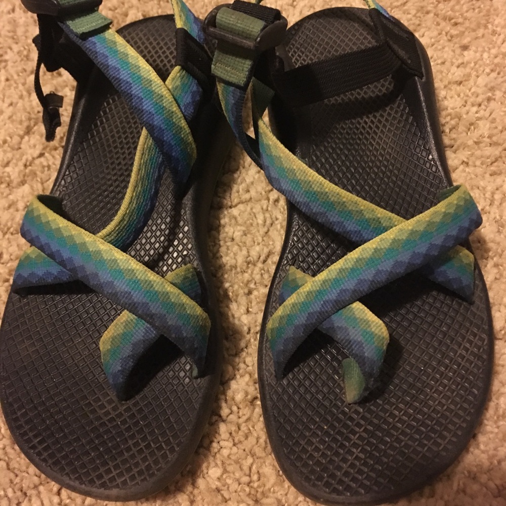HIPPIE DIPPIE CHACOS